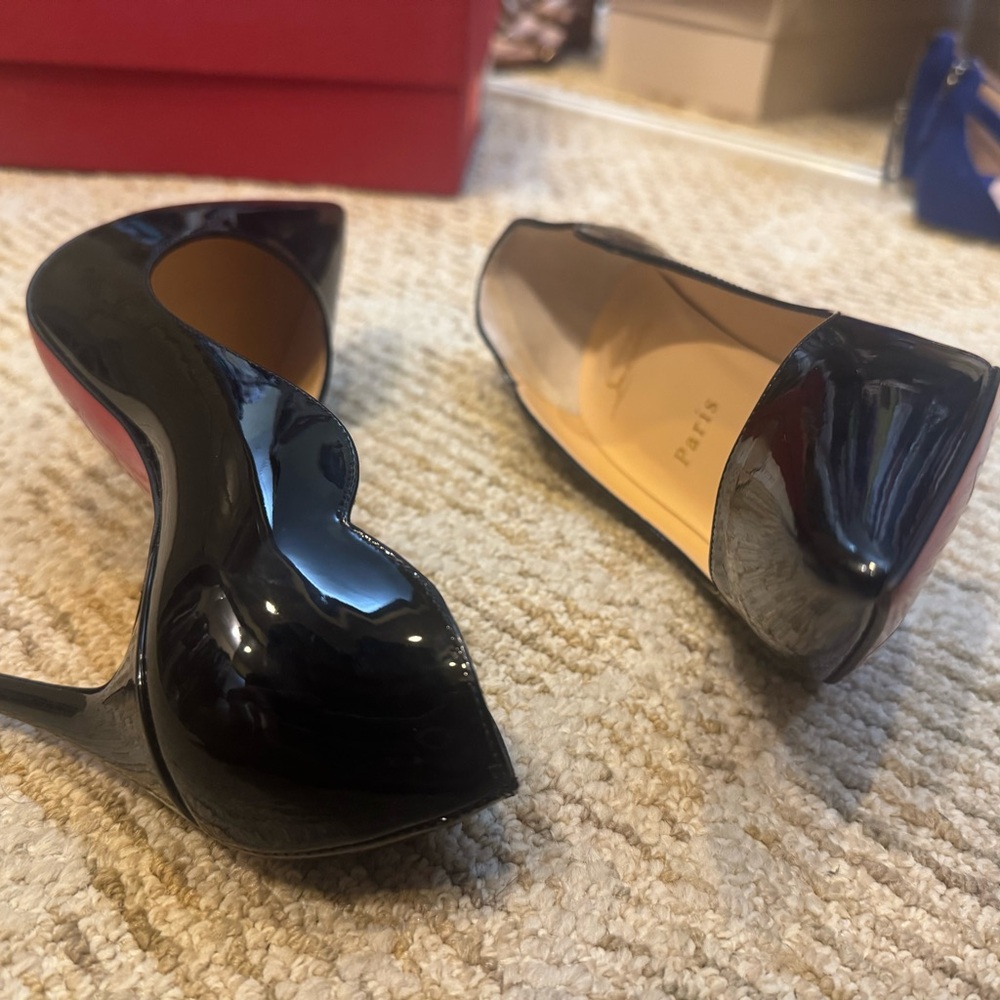Christian Louboutin Black Patent Leather Red Bottom Pumps Size 37 / US 7 NIB - Picture 4 of 11